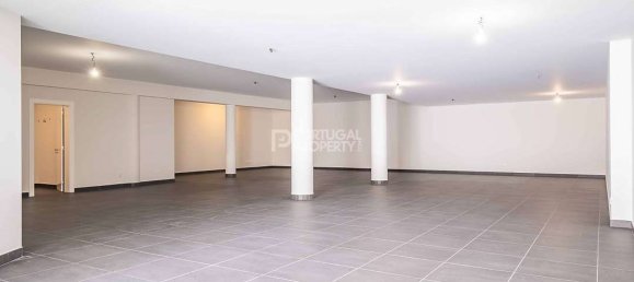 3 bedrooms Villa in Funchal, Portugal No. 94326 31