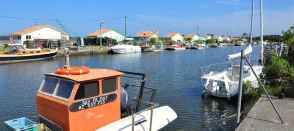 2 bedrooms House in Les Rives, France No. 16955 6