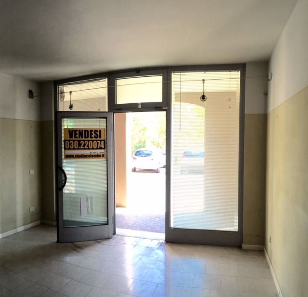 Gewerbliche Immobilie in Concesio, Italy 65m², Nr. 288688