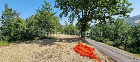 3 bedrooms House in Alta Val Tidone, Italy No. 69494 8