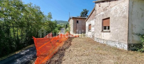 3 bedrooms House in Alta Val Tidone, Italy No. 69494 11