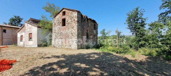 3 bedrooms House in Alta Val Tidone, Italy No. 69494 14