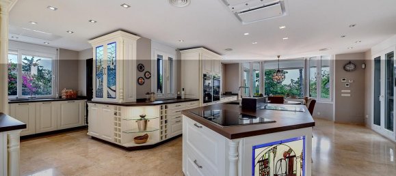 Дом с 5 спальнями в Марбелья, Испания № 147335 7