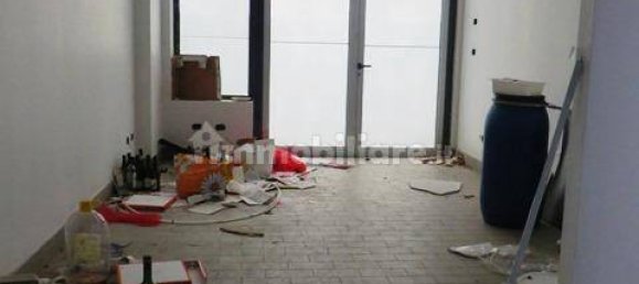 Propiedad comercial de 2 habitaciónes en Parma, Italy No. 65411 9