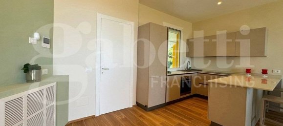 4 bedrooms Penthouse in Padenghe sul Garda, Italy No. 374195 6