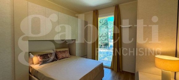 4 bedrooms Penthouse in Padenghe sul Garda, Italy No. 374195 21