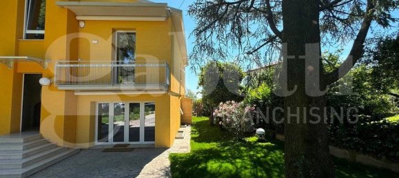 4 bedrooms Penthouse in Padenghe sul Garda, Italy No. 374195 36