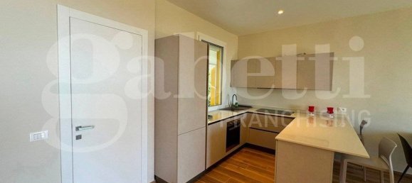 4 bedrooms Penthouse in Padenghe sul Garda, Italy No. 374195 11