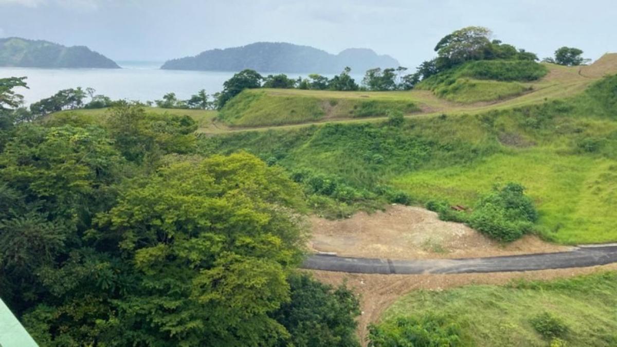  Land in Garabito, Costa Rica No. 1419