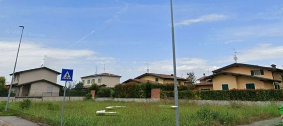 646m² Land in Mairano, Italy No. 289788 2