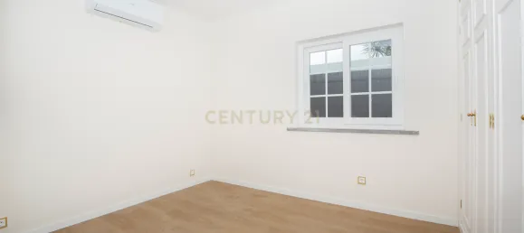 4 bedrooms Villa in Sintra, Portugal No. 100054 27