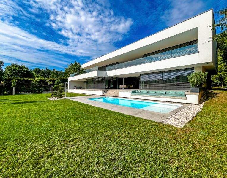 8غرفة منزل في Wels, Austria رقم 122964