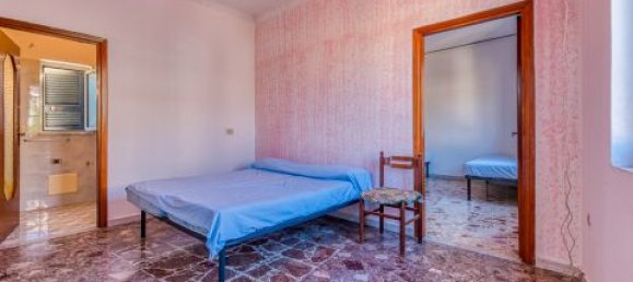 4 bedrooms House in Sant'Antonio Abate, Italy No. 14525 14