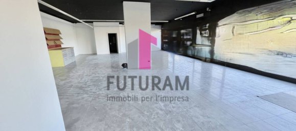 1 room Commercial property in Villaverla, Italy No. 64418 6