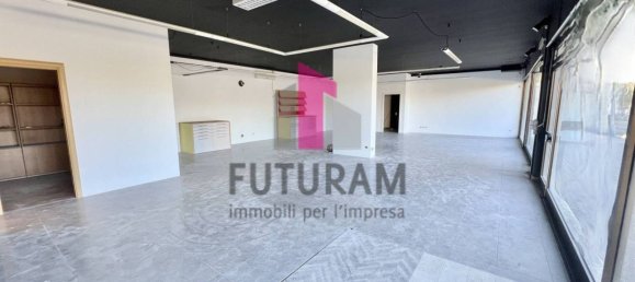 1 room Commercial property in Villaverla, Italy No. 64418 8