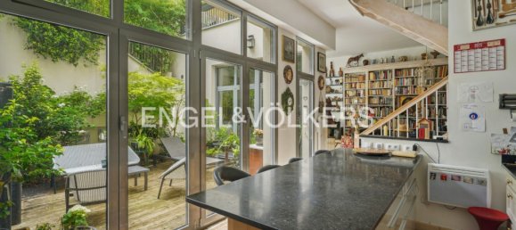 Дуплекс с 2 спальнями в Париж, Франция № 149551 4