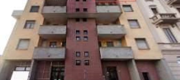 2 bedrooms Apartment in Novara, Italy No. 261993 3