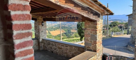 4 غرف نوم شقة في Monte Santa Maria Tiberina, Italy رقم 304202 36