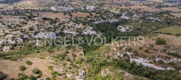 Terreno en Noto, Italy No. 286088 10