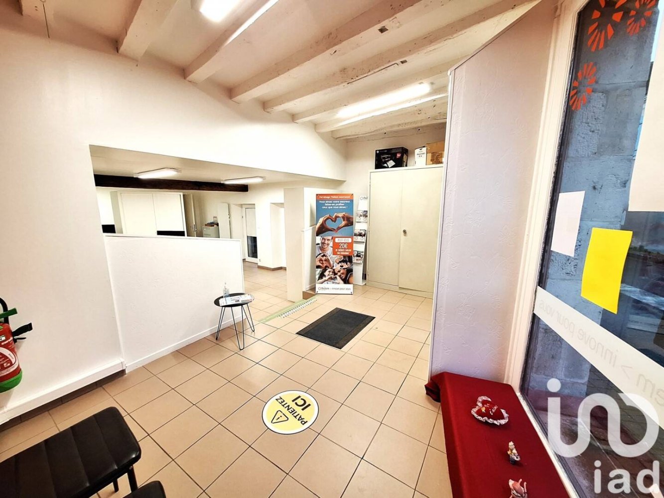 121m² Commercial property in Mezieres-en-Brenne, France No. 227622
