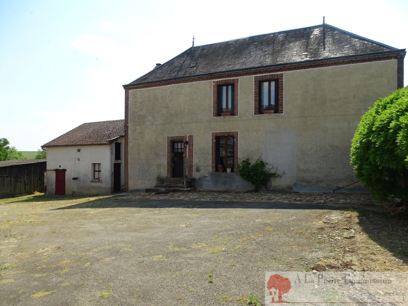 3 bedrooms House in Champrond-en-Gatine, France No. 92200