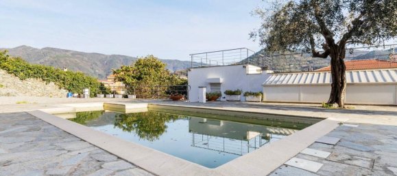 6 rooms Villa in Levanto, Italy No. 143447 4