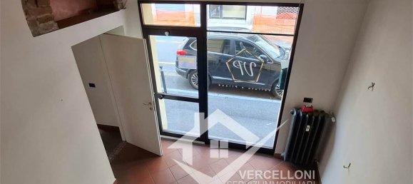 2 rooms Commercial property in Novara, Italy No. 329766 7