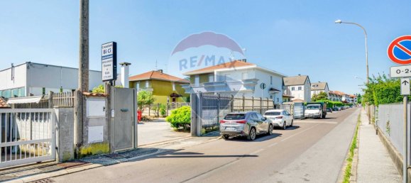 820m² Warehouse in Solbiate Olona, Italy No. 312510 22