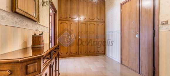 Apartamento de 3 habitaciónes en Rome, Italy No. 283950 4