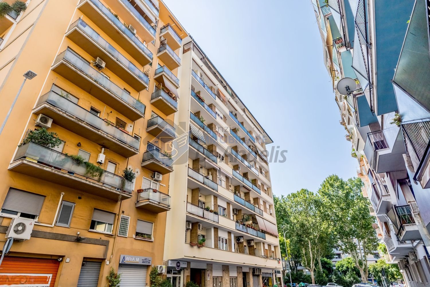 Apartamento de 3 habitaciónes en Rome, Italy No. 283950