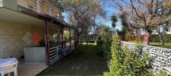 Villa de 5 divisões em Bari, Italy N.º 59433 17