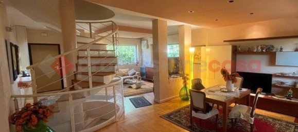 Villa de 5 divisões em Bari, Italy N.º 59433 20