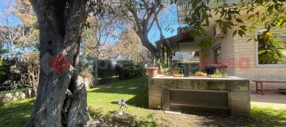 Villa de 5 divisões em Bari, Italy N.º 59433 47