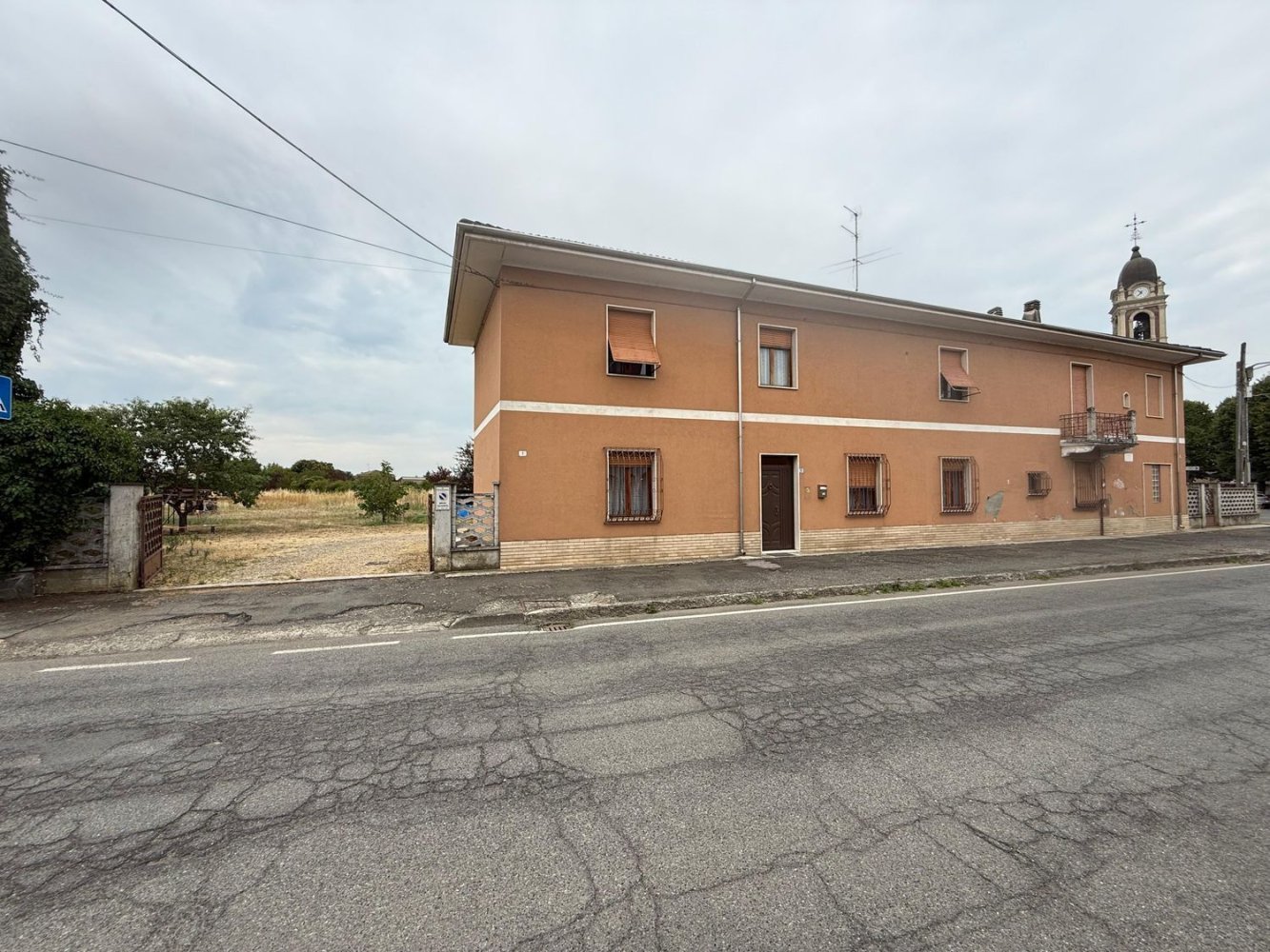 7-Zimmer Haus in Alessandria, Italy, Nr. 274065