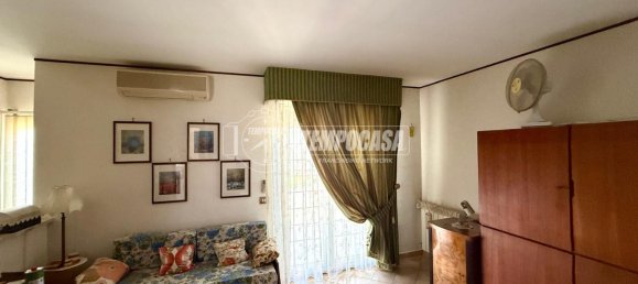 5 rooms House in Rome, Italy No. 365795 7