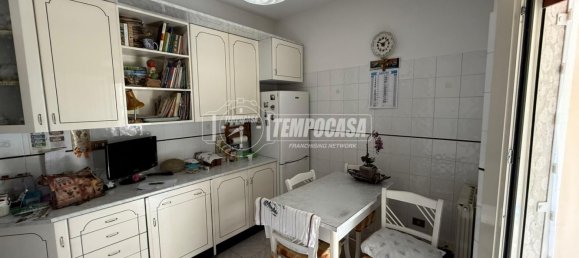 5 rooms House in Rome, Italy No. 365795 3