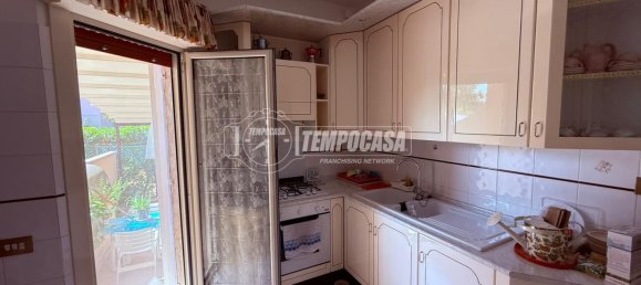 5 rooms House in Rome, Italy No. 365795 10