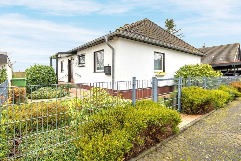 5 rooms House in Rhein-Sieg, Germany No. 155711