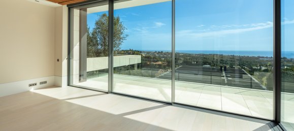 12 bedrooms Villa in Benahavis, Spain No. 3001 14