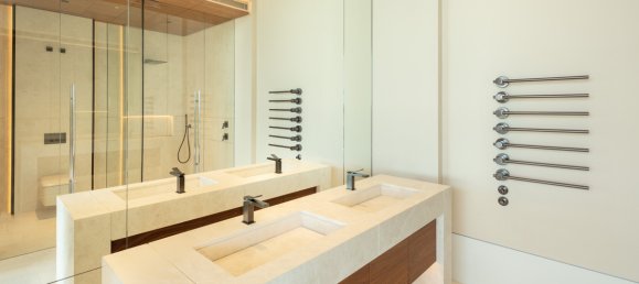 12 bedrooms Villa in Benahavis, Spain No. 3001 10