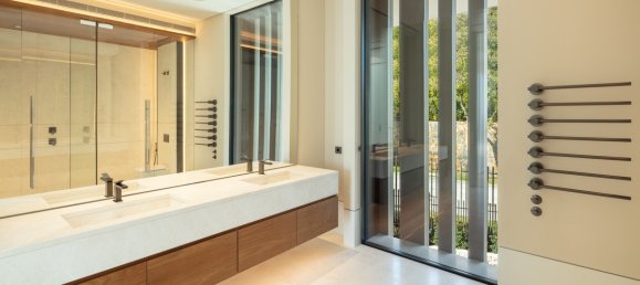 12 bedrooms Villa in Benahavis, Spain No. 3001 13