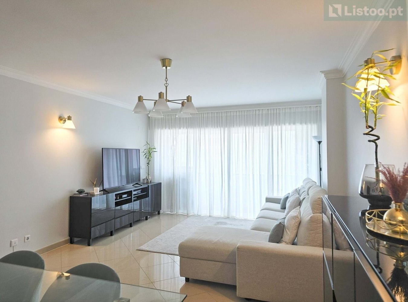 3 bedrooms Apartment in Lisbon, Portugal No. 324363