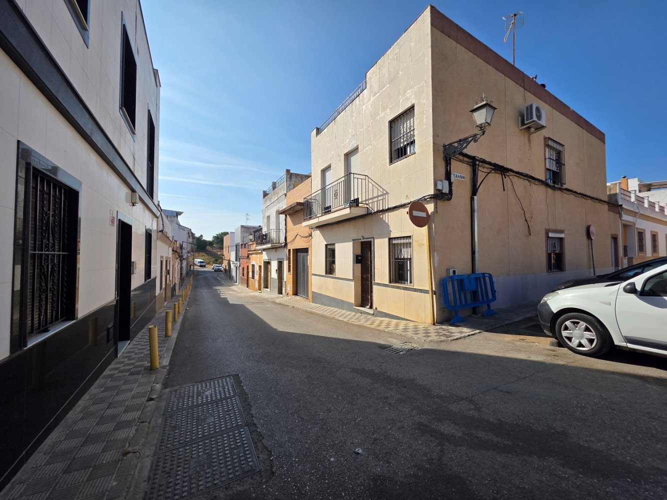 Adosado de 5 dormitorios en Andalucía, Spain No. 148507