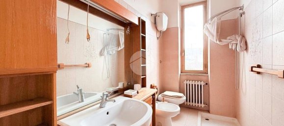 Дом с 5 спальнями в Авеццано, Италия № 346939 15