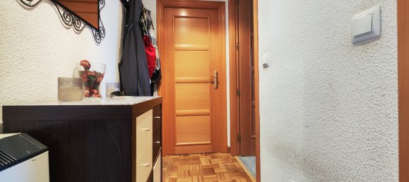 3 bedrooms Apartment in Madrid, Spain No. 142228 2