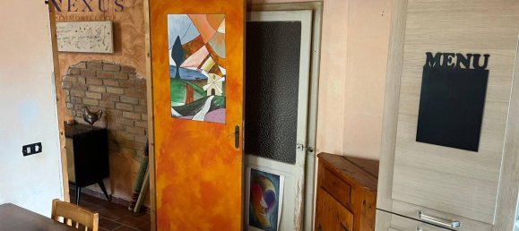 Дом с 5 комнатами в Сан Костанцо, Италия № 133669 10