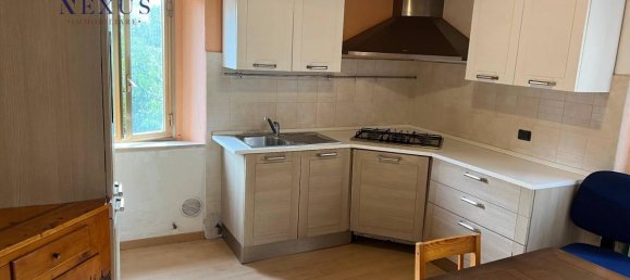 Дом с 5 комнатами в Сан Костанцо, Италия № 133669 7