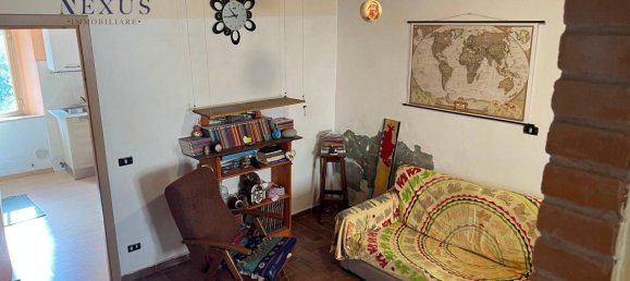 Дом с 5 комнатами в Сан Костанцо, Италия № 133669 11