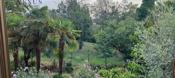 Дом с 5 комнатами в Сан Костанцо, Италия № 133669 9