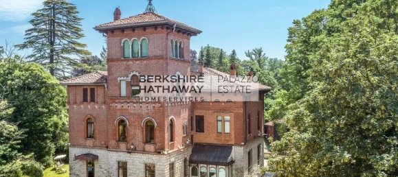 11 bedrooms Villa in Varese, Italy No. 188333 2